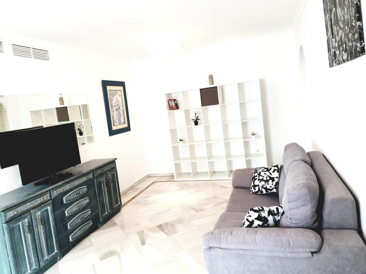 Apartamento Apartamento Puerto Banus pool☆ Marbella Exterior foto