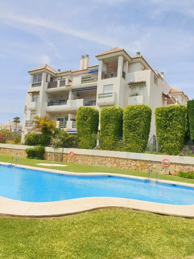 Apartamento Apartamento Puerto Banus pool☆ Marbella Exterior foto